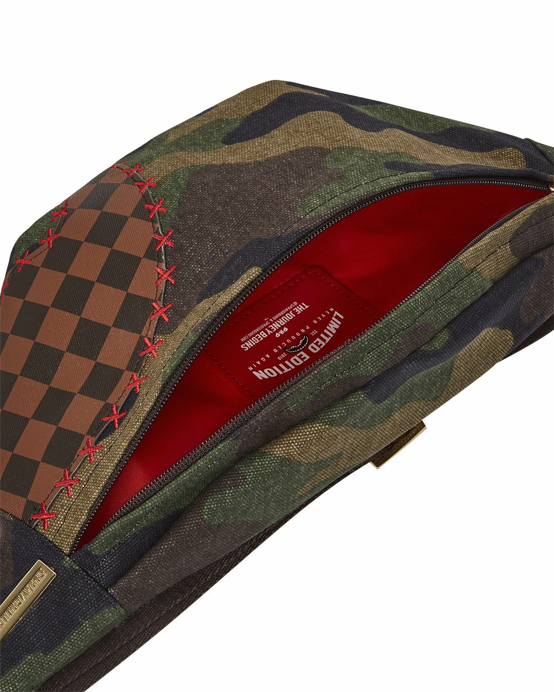 THE PARADOXX SHARK SAVVY CROSSBODY