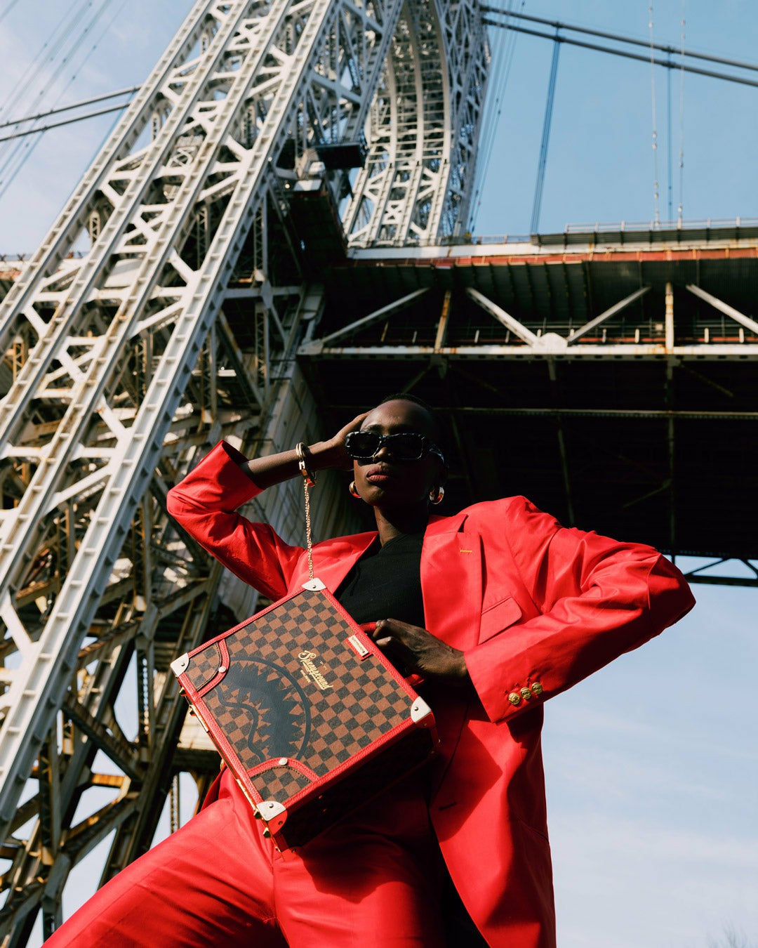 TAKEOVER THE THRONE ATTACHÉ HANDCUFF BRIEFCASE