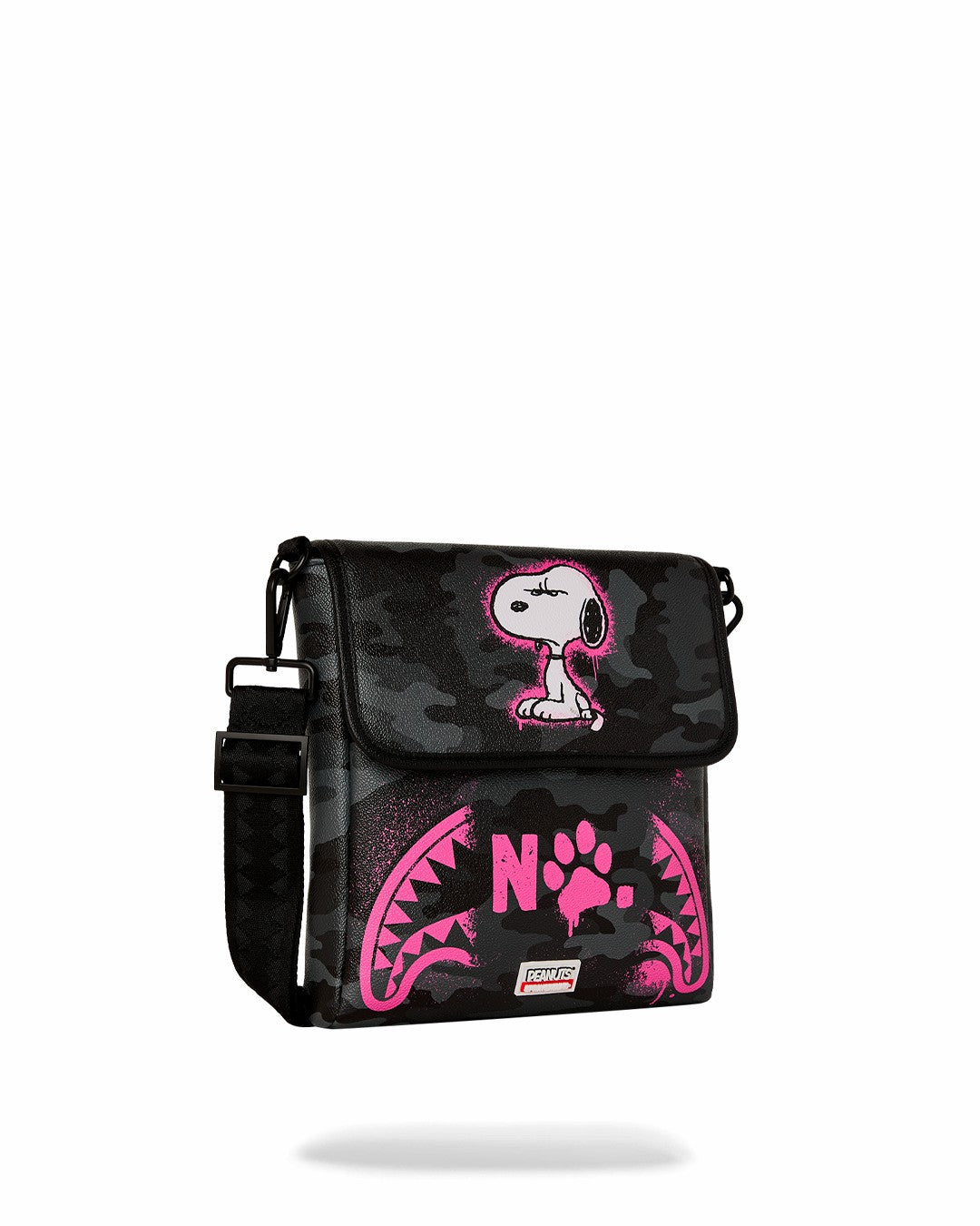 SNOOPY THAT'S A NO NO MESSENGER SLING