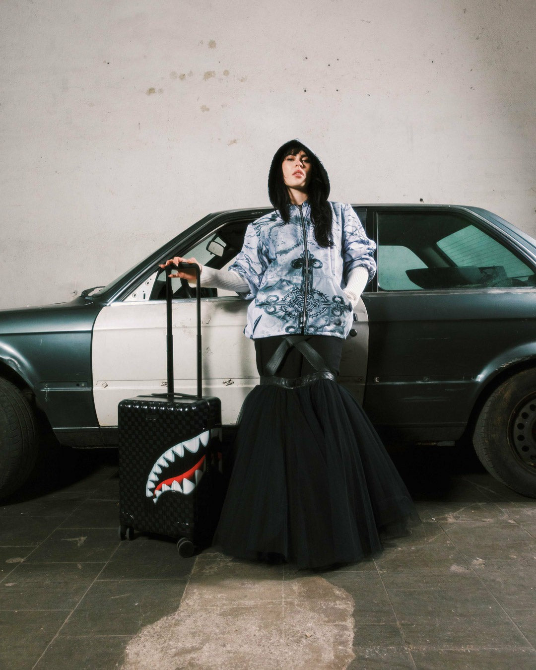 SHARKS IN PARIS HYPER PUFF CARRY-ON LUGGAGE