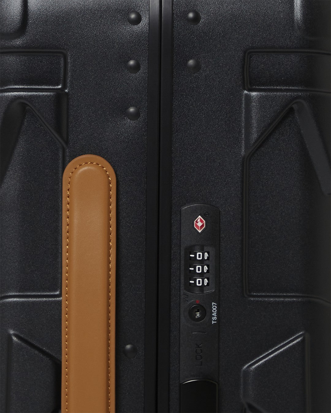 HENNY JETSTREAM SHARKITECTURE CARRY-ON LUGGAGE