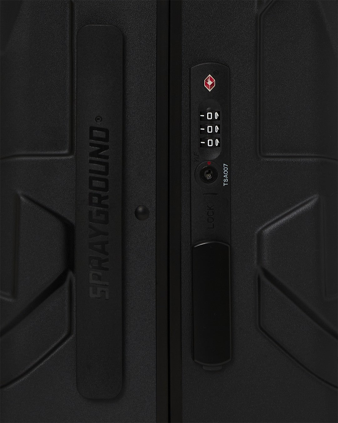REALITY CHECK SHARKITECTURE CARRY-ON JETBLACK LUGGAGE (GUNMETAL HARDWA