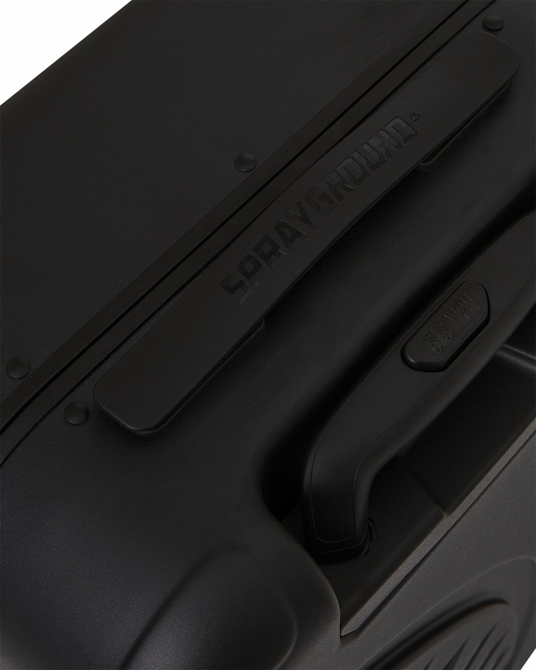 REALITY CHECK SHARKITECTURE CARRY-ON JETBLACK LUGGAGE (GUNMETAL HARDWA