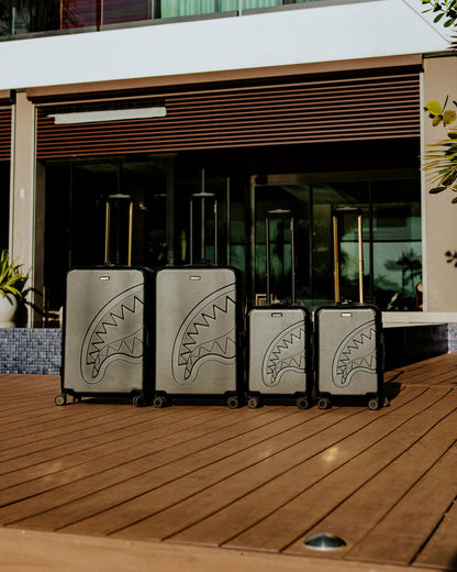REALITY CHECK SHARKITECTURE FULL-SIZE JETBLACK LUGGAGE (GUNMETAL HARDW