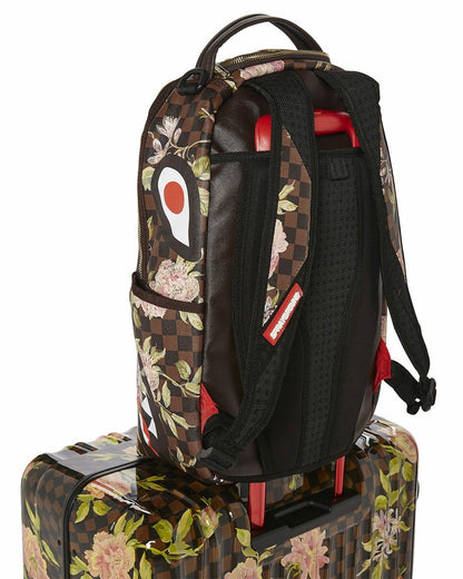 SHARKFLOWER 29.5” FULL-SIZE SHARKNAUTICS LUGGAGE