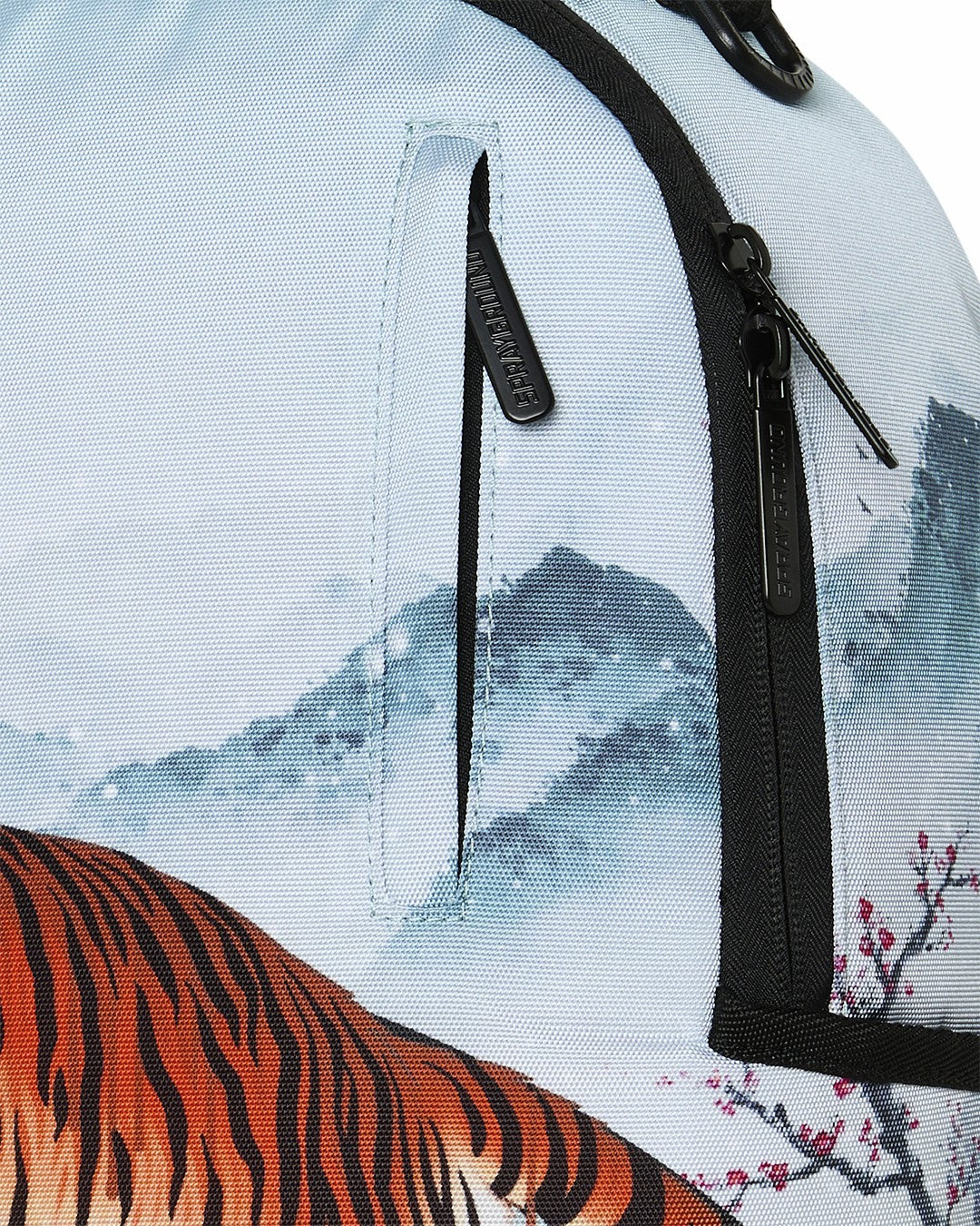 TIGER CLAW MOUNTAIN BACKPACK