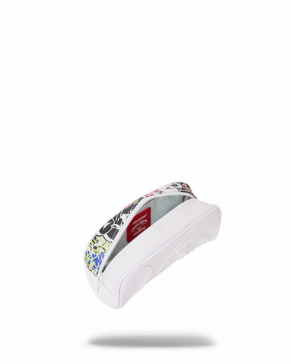 HALF GRAFF POUCH