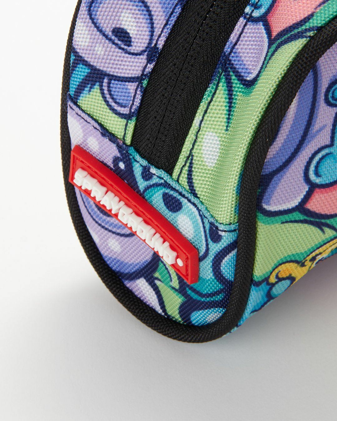 YUMMY GUMMY LIPS POUCH