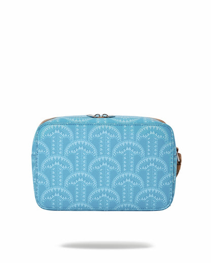 ILLUCHAINS TURQ TOILETRY BAG