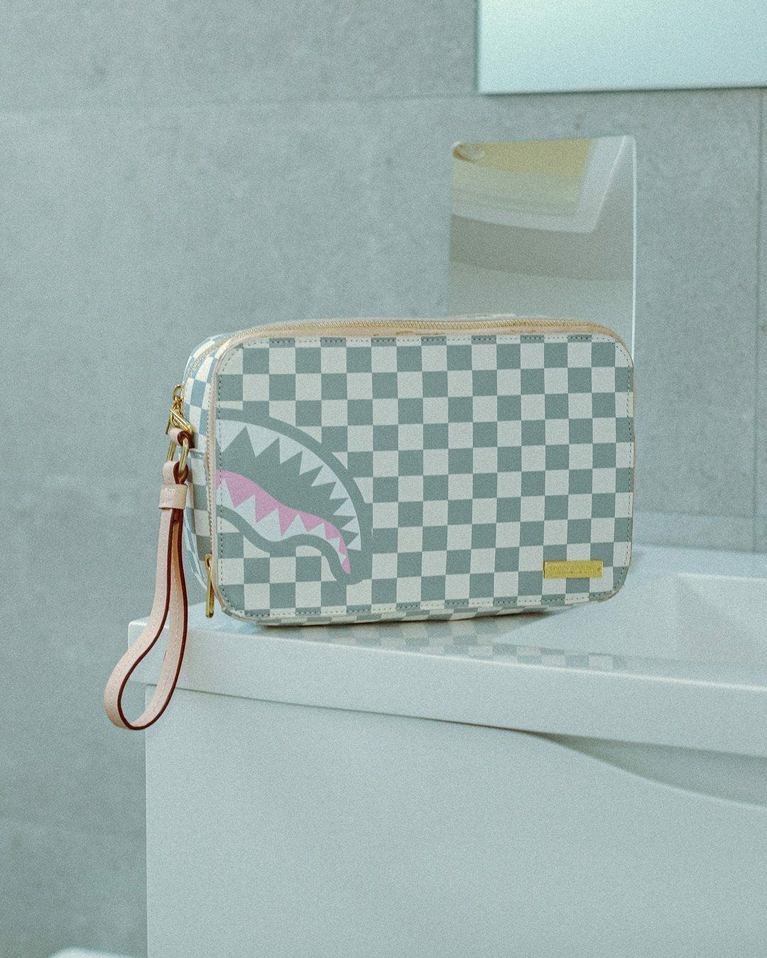 ROSE ALL DAY LA PALAIS TOILETRY BAG