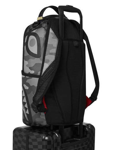 3AM RIPTIDE SHARKNAUTICS HARDSHELL CARRY-ON LUGGAGE