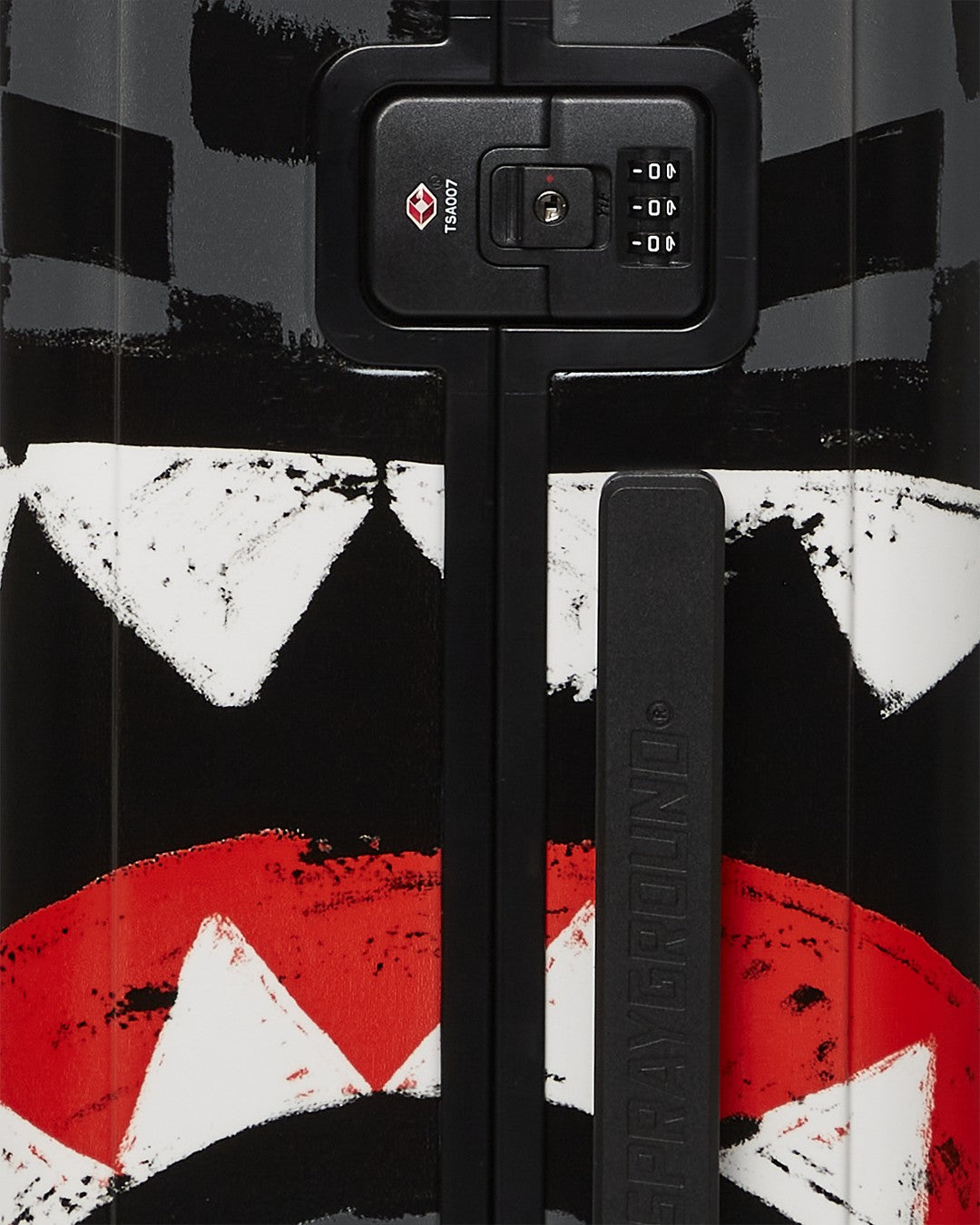 VANQUISH II SHARKNAUTICS HARDSHELL CARRY-ON LUGGAGE