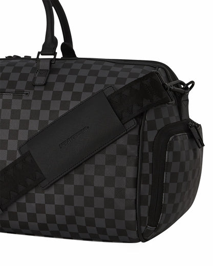 SNOOPY DAY OFF DUFFLE