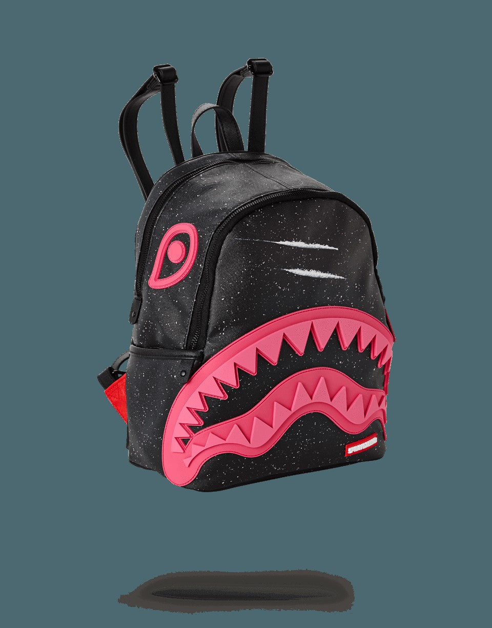 PARTY SHARK SAVAGE
