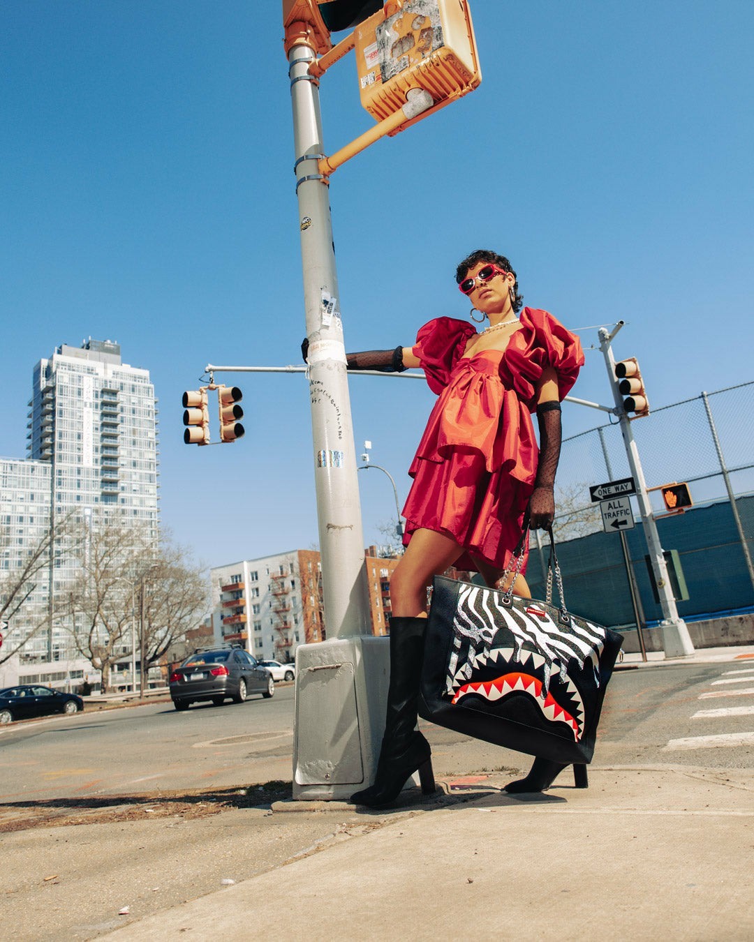 ZE SHARK PREDATOR TOTE