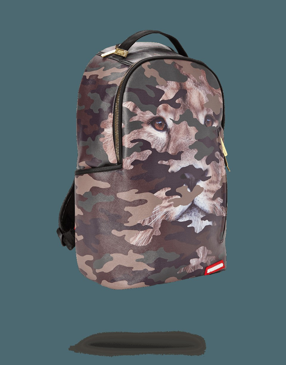 LION CAMO