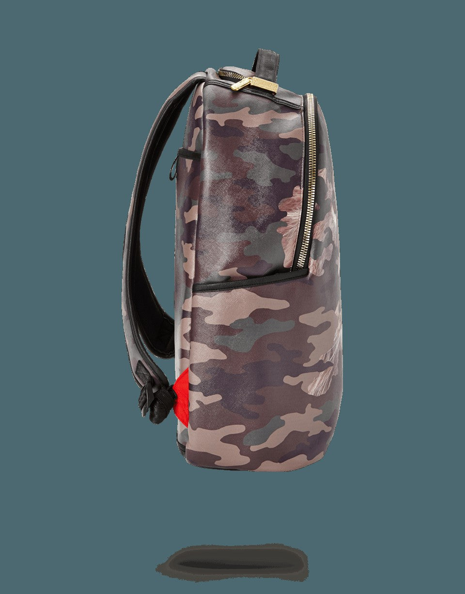 LION CAMO