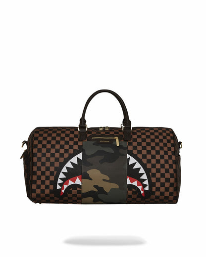 EXTERIOR GOLD ZIP POCKET SHARKS IN PARIS DUFFLE