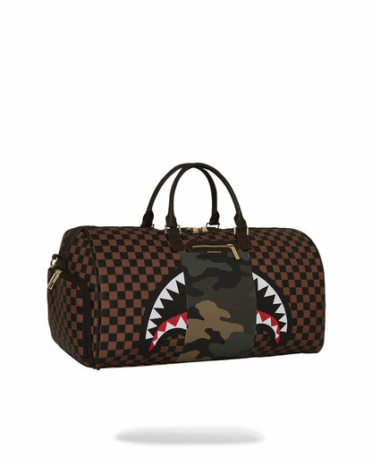 EXTERIOR GOLD ZIP POCKET SHARKS IN PARIS DUFFLE