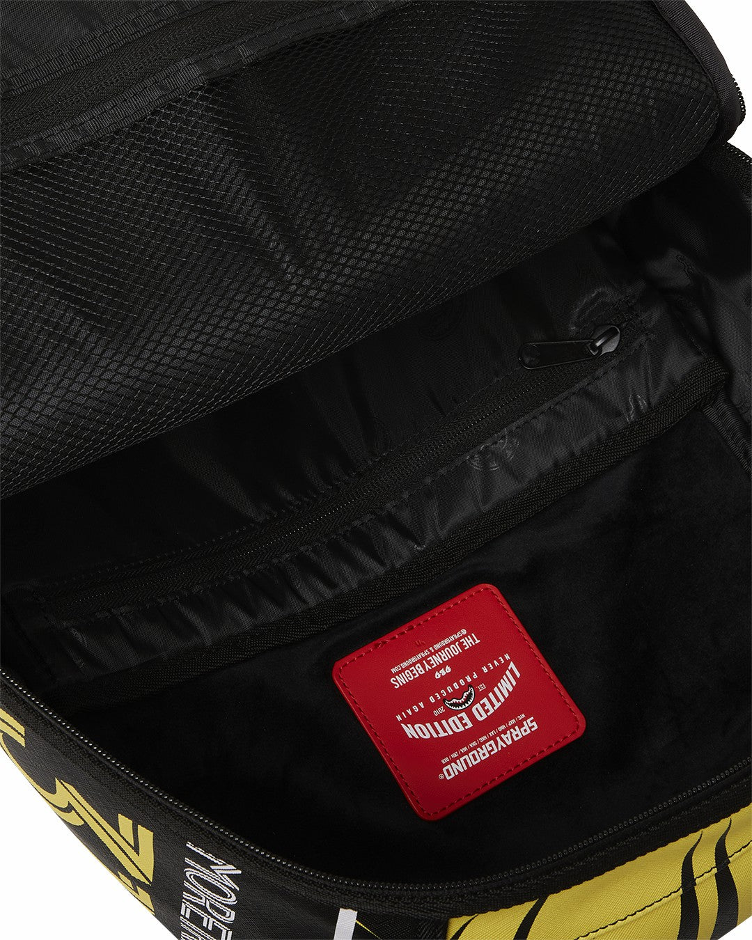 MLS COLUMBUS CREW STEVEN MOREIRA 9 BACKPACK