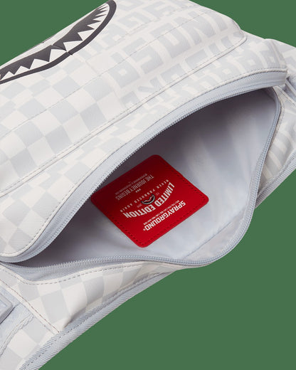 SPLIT THE CHECK (PEARL) CARGO CROSSBODY