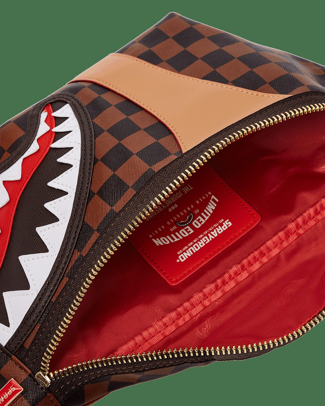 HENNY AIR TO THE THRONE SAVVY CROSSBODY