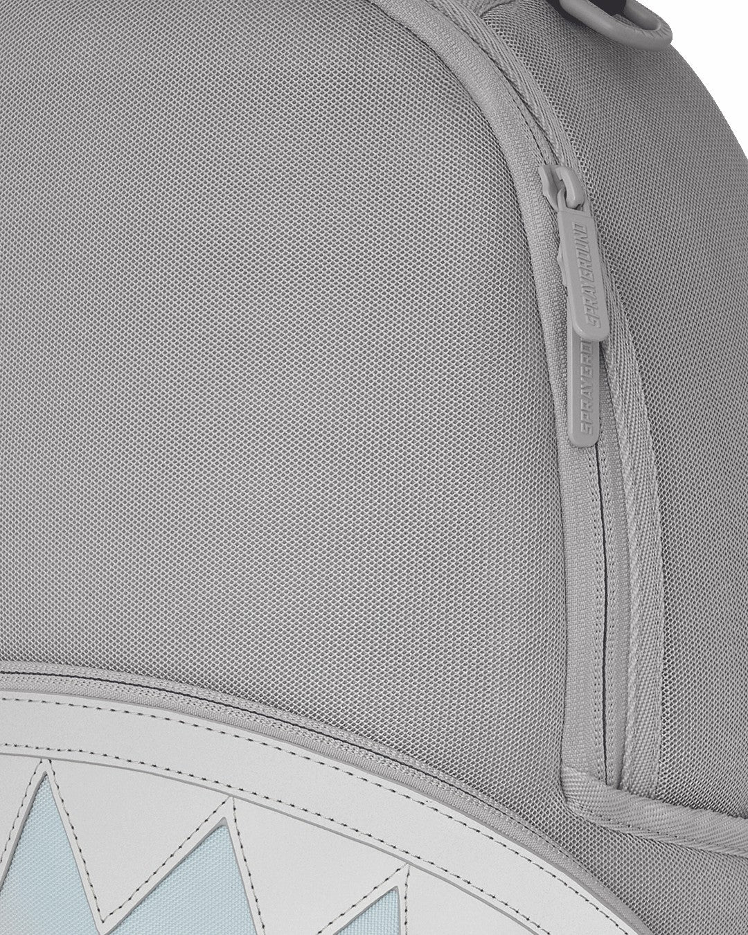SHARK CENTRAL ICE MESH BACKPACK