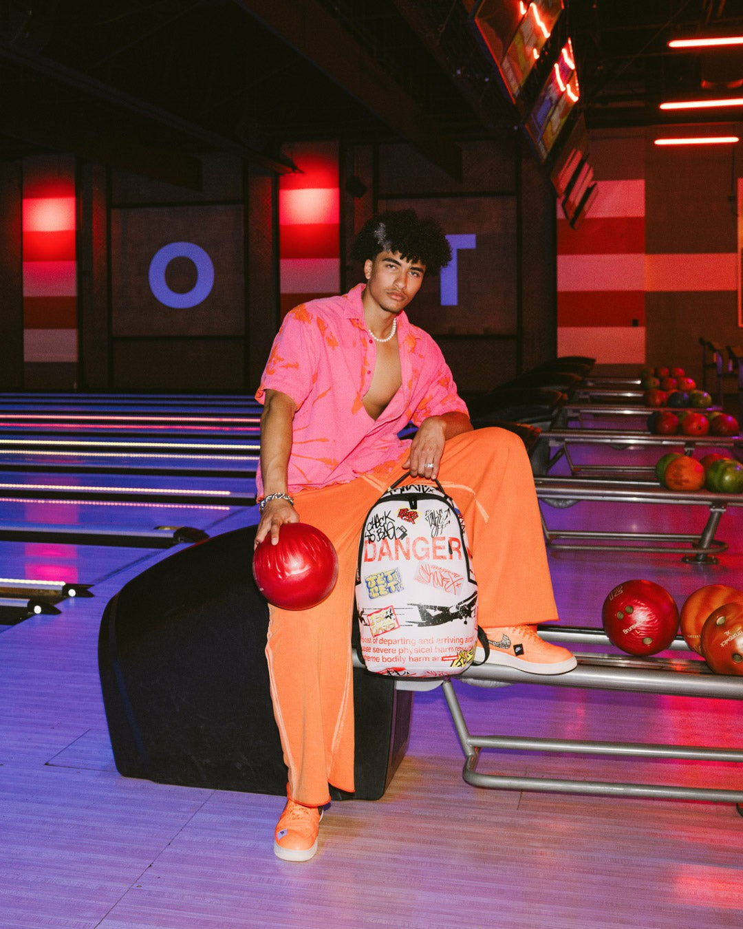 JETBLAST SIGN ON THE RUNWAY BACKPACK
