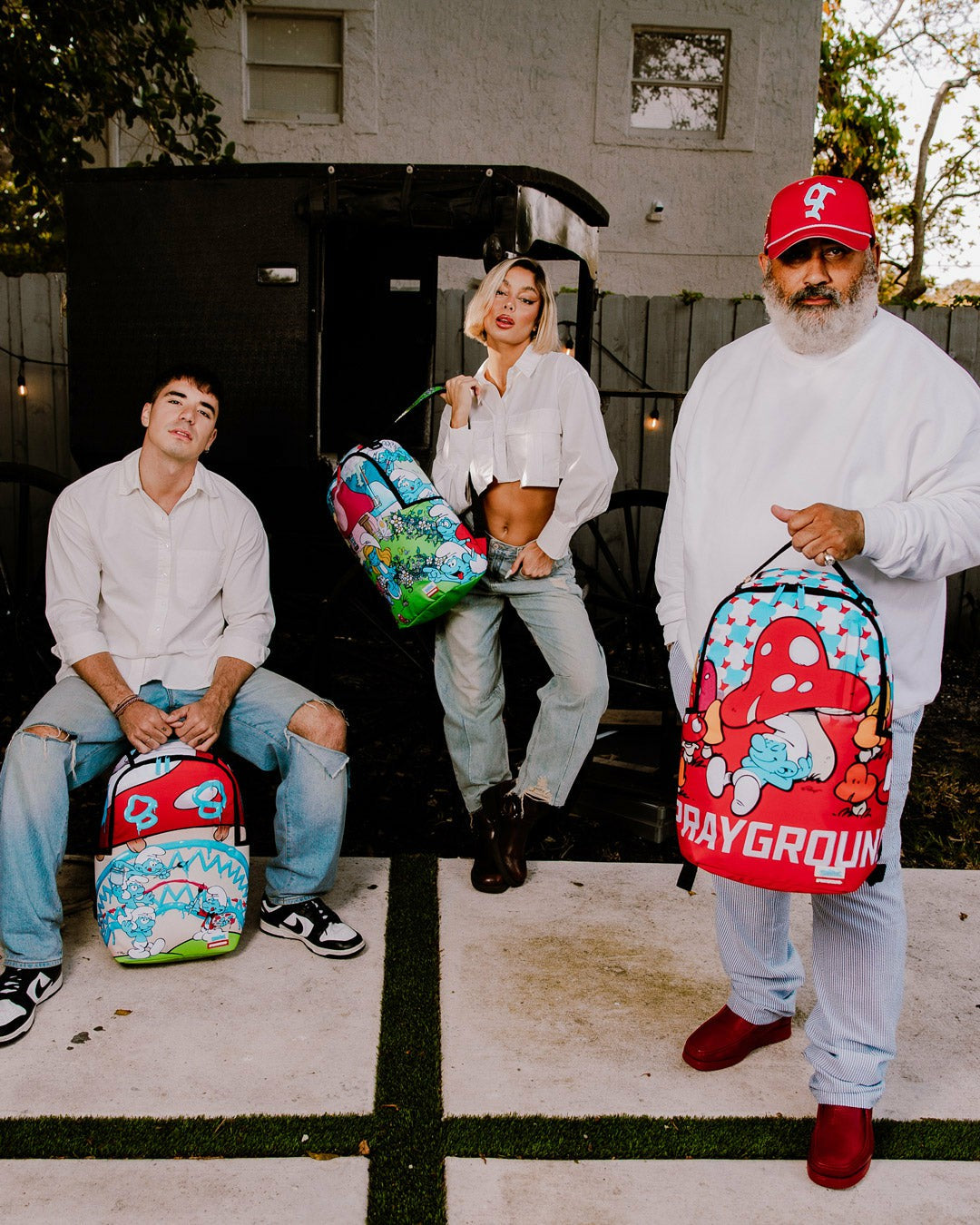 SMURFS IN THE GARDEN BACKPACK