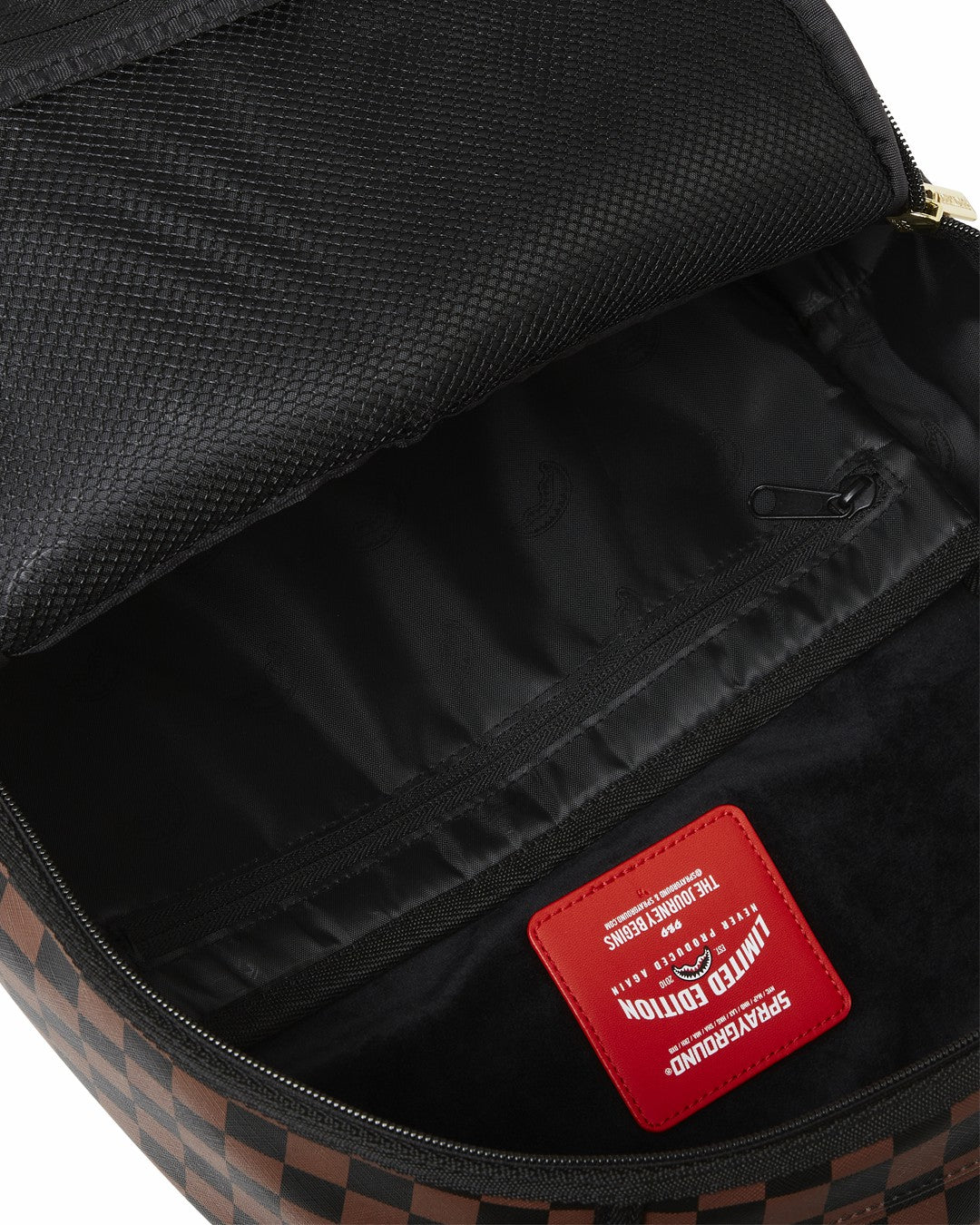 DBD CREATE TO SURVIVE DLXSV BACKPACK