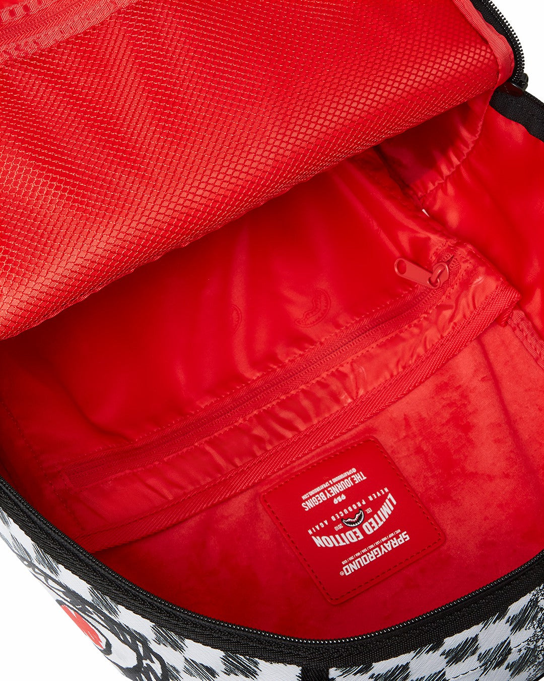 SCRIBBLE DRIBBLE CHECK BACKPACK