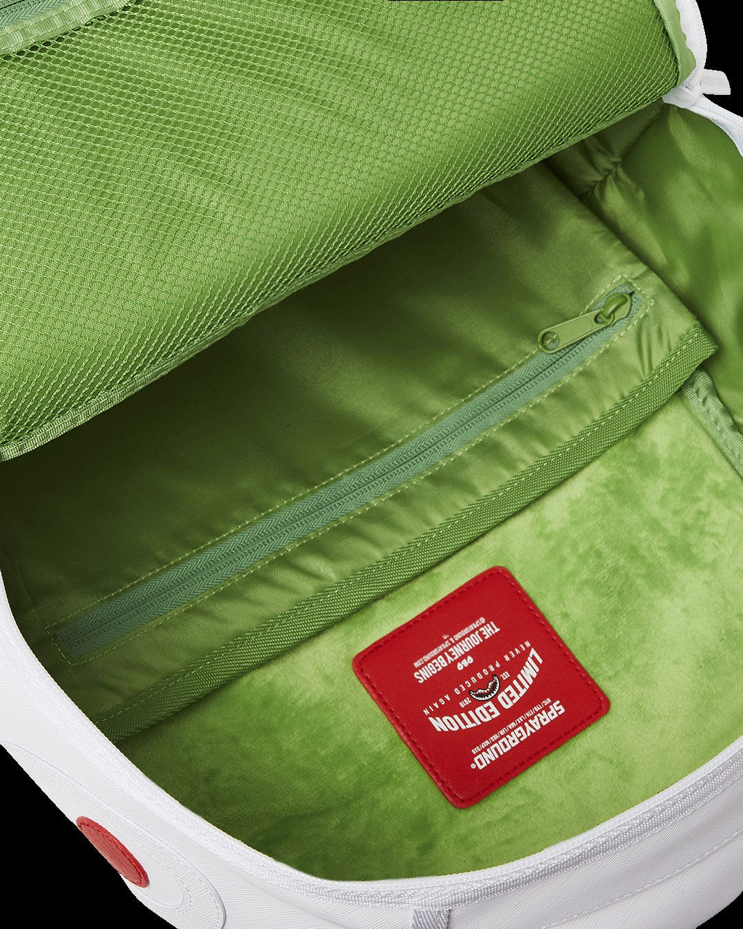 SHARKS IN PARIS GT ITALIA BACKPACK