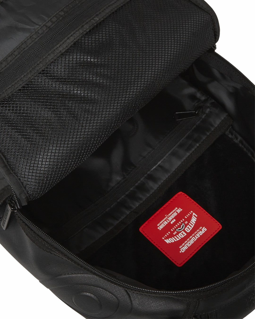 NIGHTSHARKS WORLDWIDE DLXSV BACKPACK
